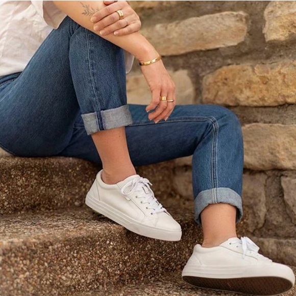 Taos Plim Soul Lux Leather White Sneakers, Women's Sz 7.5 Genuine Leather Shoes - Picture 2 of 14